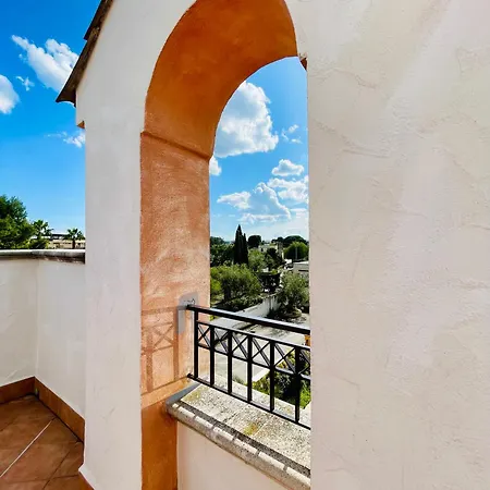 Torre Bianca Vicino Al Mare Villa Bisceglie