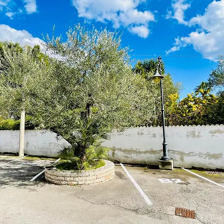 Torre Bianca Vicino Al Mare * Bisceglie