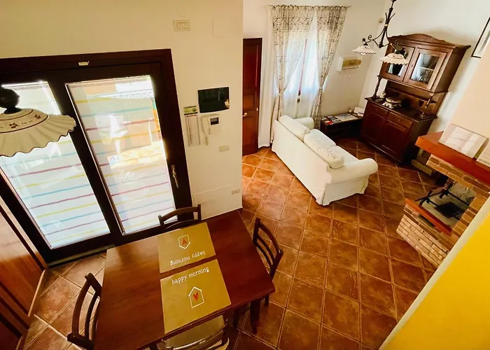 Torre Bianca Vicino Al Mare