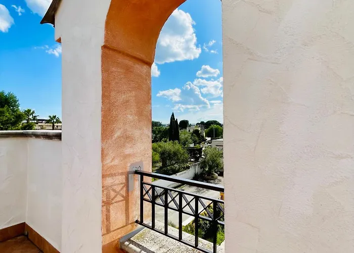 Torre Bianca Vicino Al Mare Villa Bisceglie